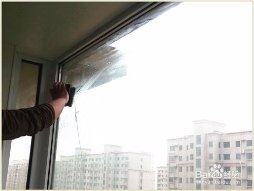 高层楼房怎样擦玻璃窗