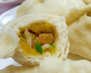 怎么做美味可口的南瓜虾米蒸包