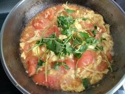 教你如何做西红柿炒鸡蛋?