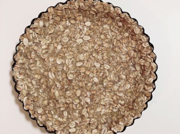 燕麦草莓芝士挞