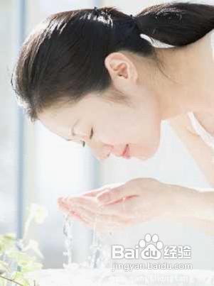 怎么减少鱼尾纹？眼纹的防治妙法