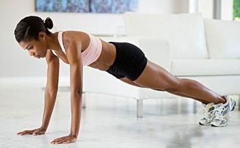 简易瑜伽瘦手臂动作宅女居家轻松瘦手臂