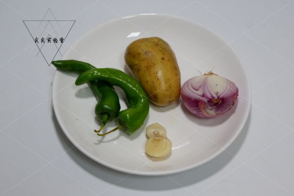 尖椒洋葱土豆丝