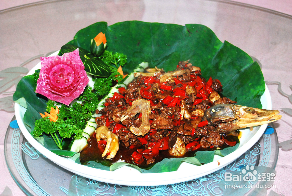 江西非物质文化遗产十大赣菜之莲花血鸭的做法