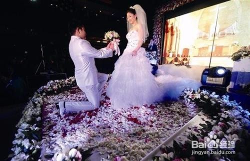 自己的婚礼,如何挑选一位合适的婚礼主持人