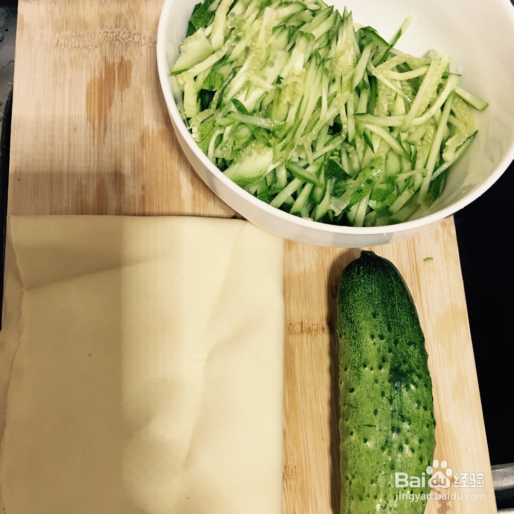 适合懒人做的黄瓜拌豆皮