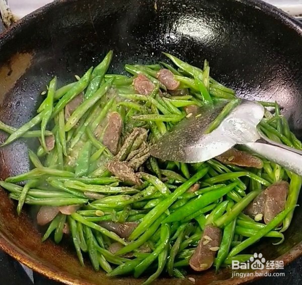 腊肠炒四季豆
