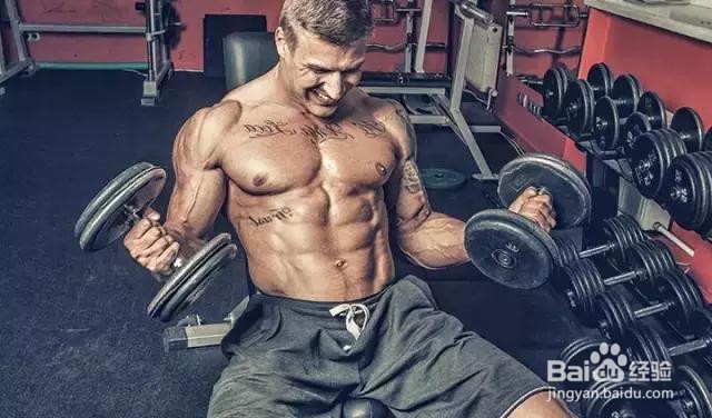 女生自己去健身房要如何训练？