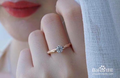 女的怎么带结婚戒指带哪个手的简单介绍