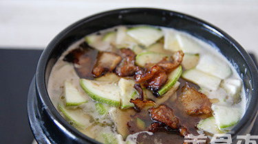 韩式秘制浓香大酱汤