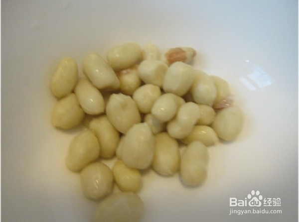 粤菜之花生蒸鱼干