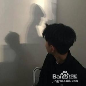 手机拍照怎么拍男生才好看