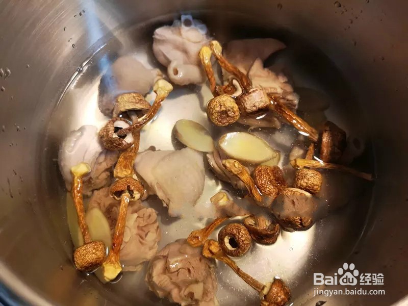 怎样做出家常菜系列之蘑菇蛤蜊鸡汤