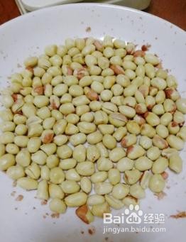 如何用微波炉烤花生？