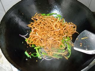 葱爆鱿鱼丝