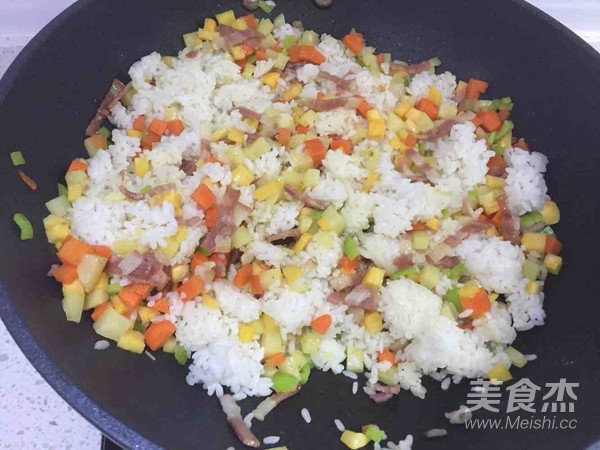 菠萝饭的家常做法