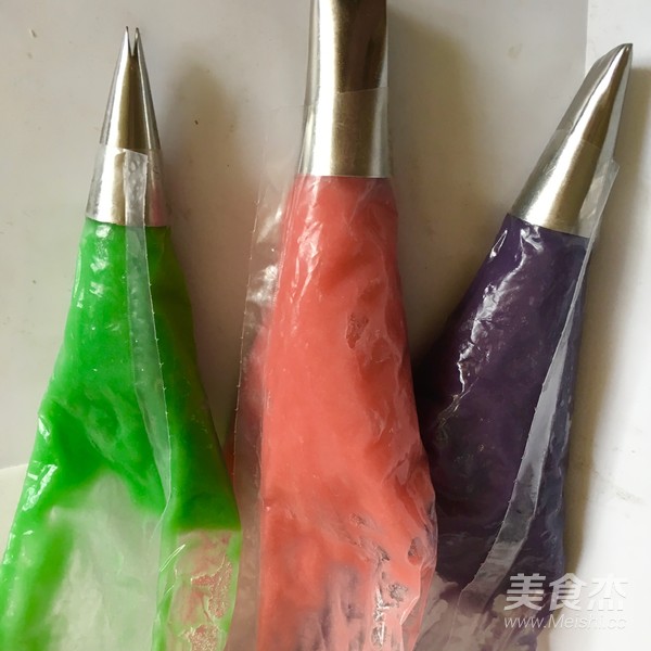 豆沙裱花杯子蛋糕