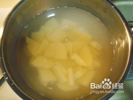 黑椒酱炒马铃薯面疙瘩