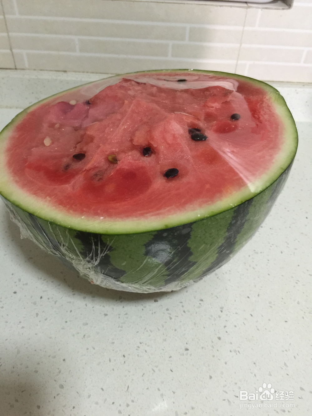 如何两天内消除嘴角上的泡