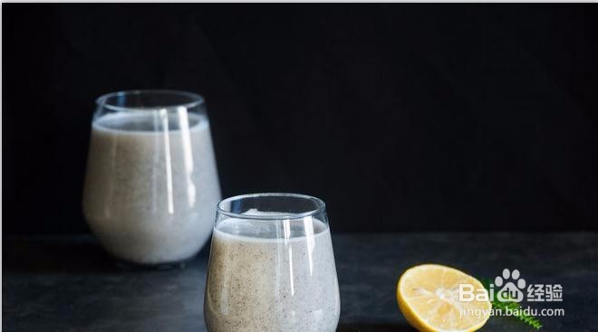 火龙果养乐多里加雪碧的做法