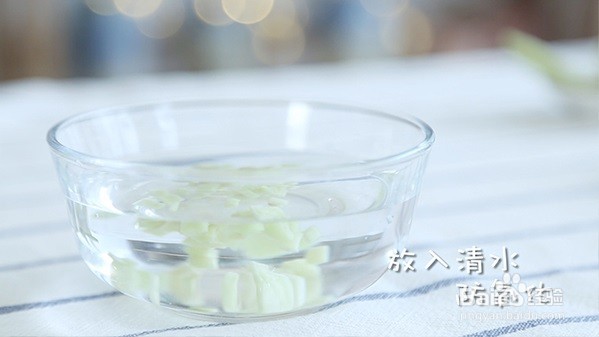 奶香丝瓜浓汤怎么做