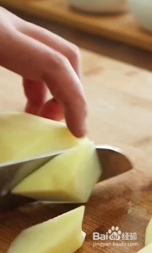 香喷喷的土豆焖饭怎么做