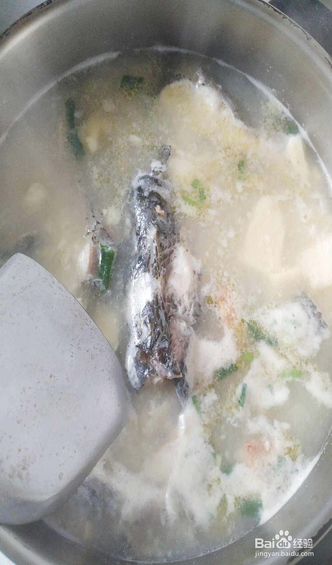跟着做喜欢的鹰嘴豆腐炖黑鱼