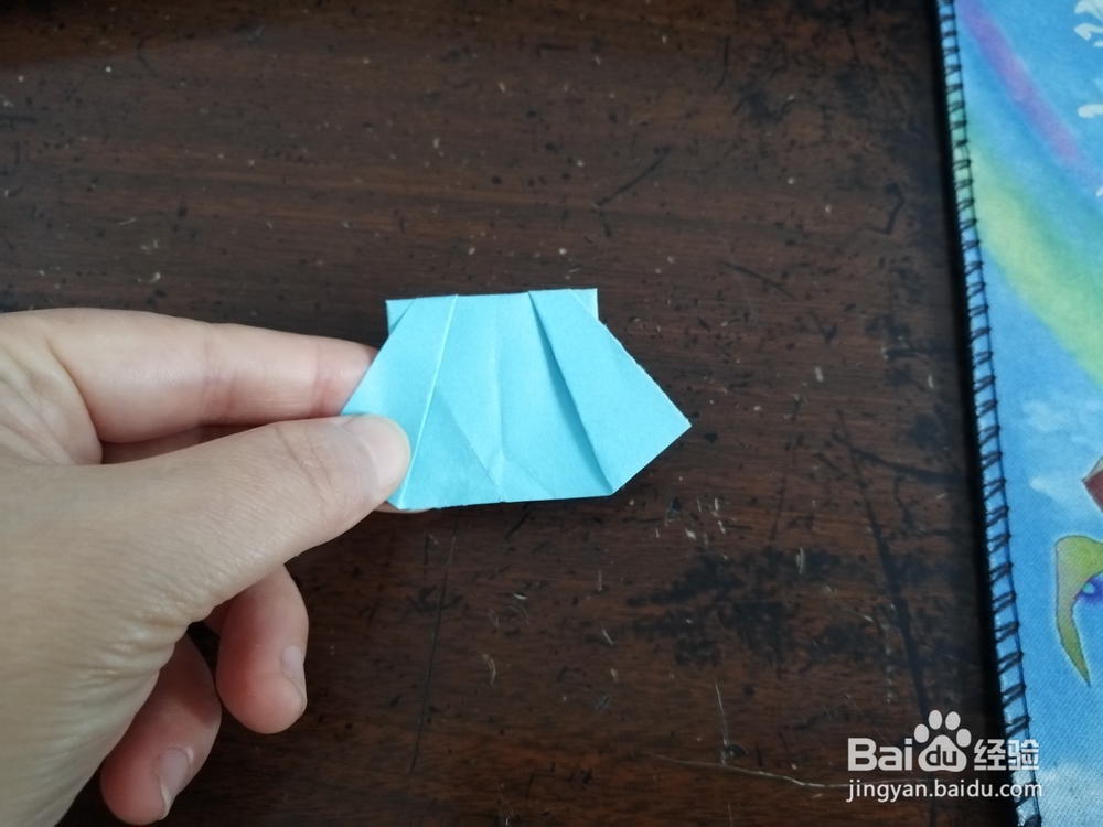学生装迷你短裙怎么用纸折