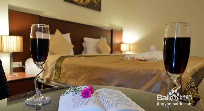 一个人住酒店如何防盗?