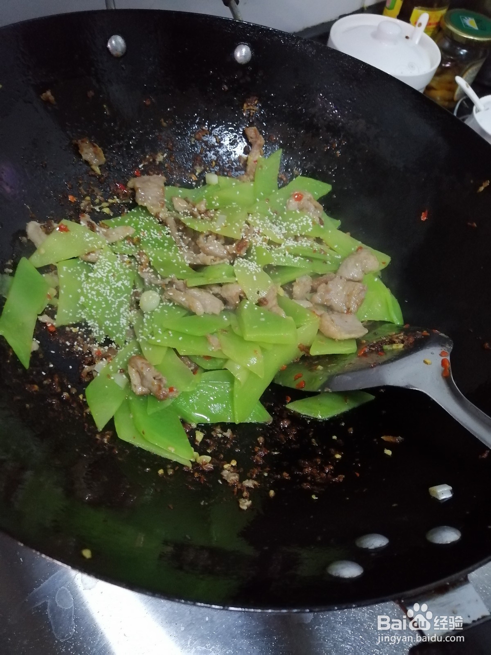 美味的莴笋炒肉怎么做