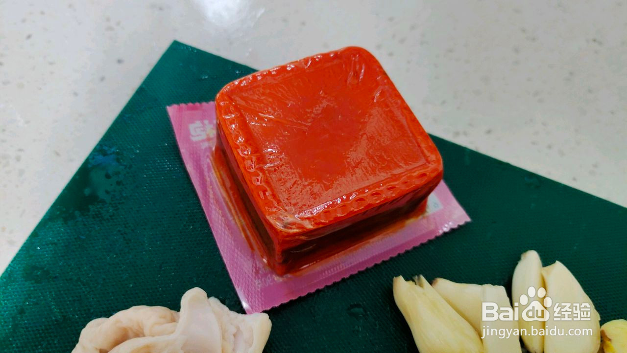 川味烧肥肠的做法
