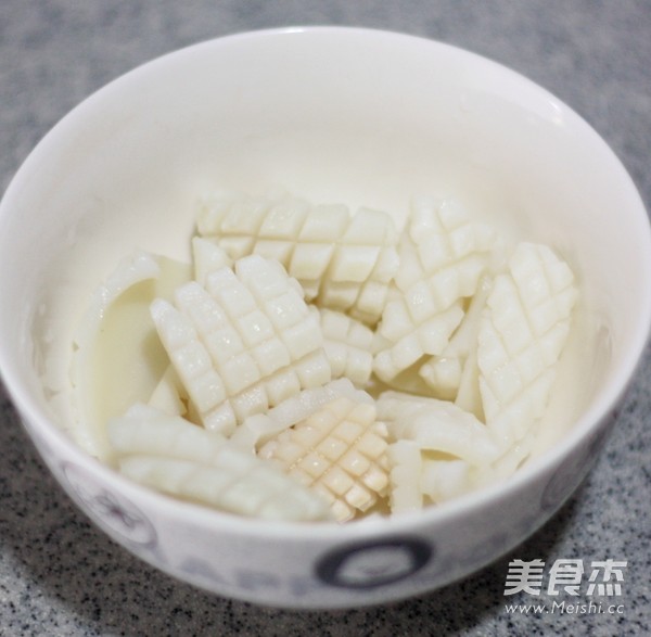 鲜鱿芙蓉蛋的做法