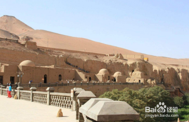 中国美丽佛教石窟有哪些