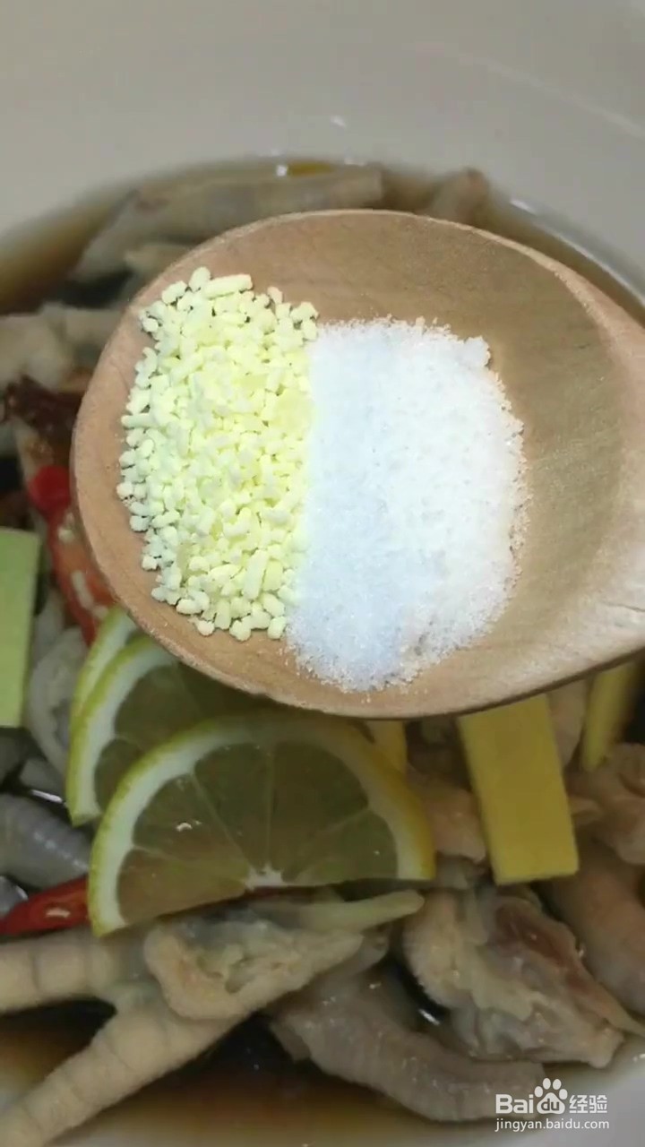 如何制作柠檬鸡爪