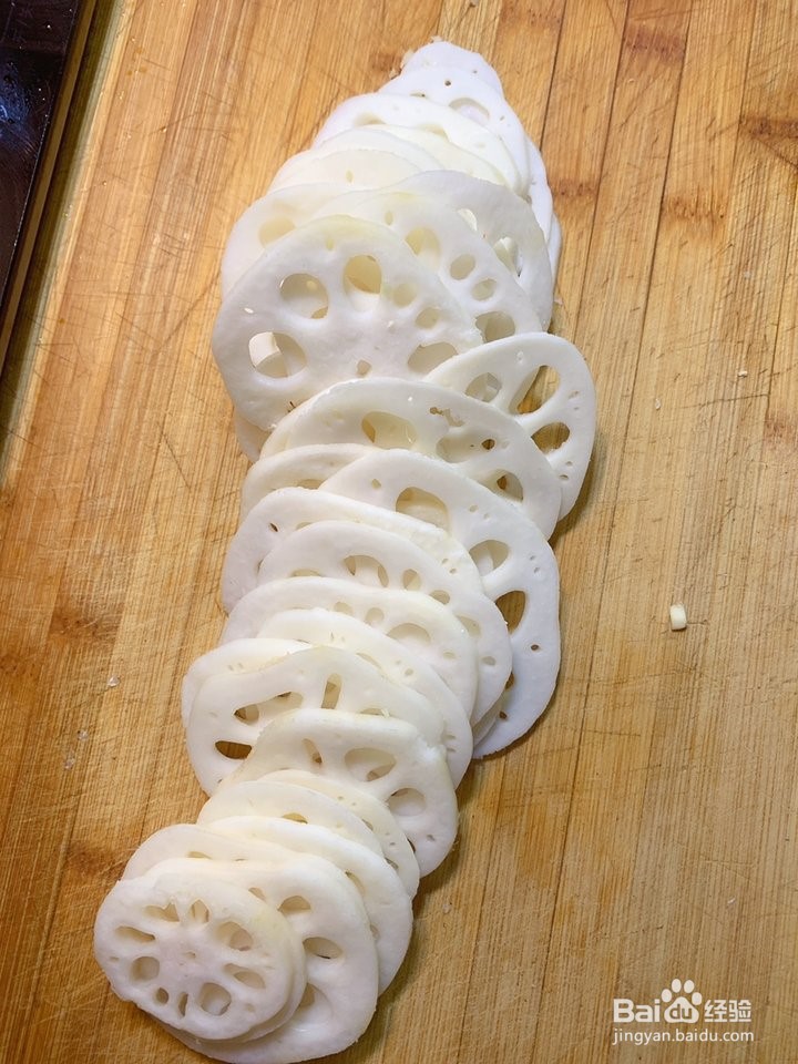 红油藕片的做法