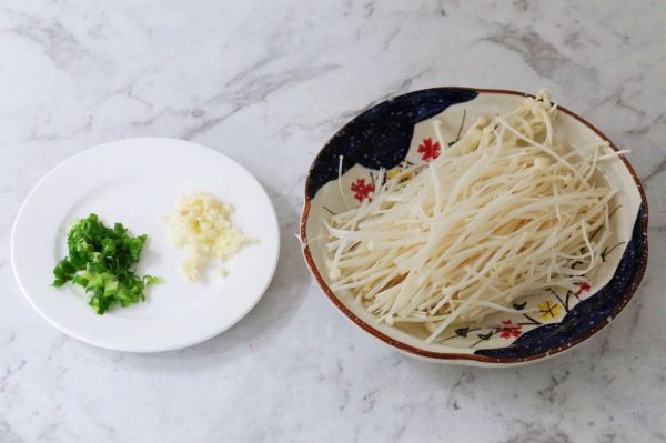 番茄金针菇烩饭