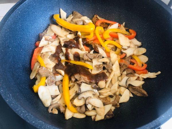 黑椒牛肉杏鲍菇