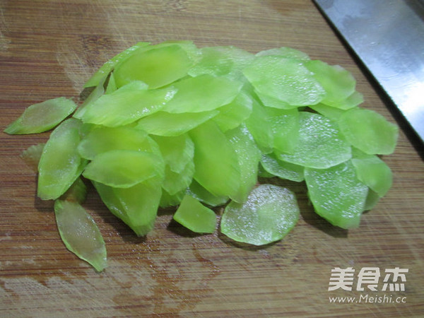 虾仁莴笋煮豆腐