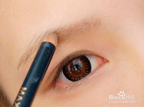 美妆#夏日小精灵 抛去假睫毛轻松打造减龄妆容