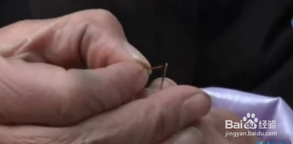 生活小技巧：[5]不用工具如何快速给针穿线