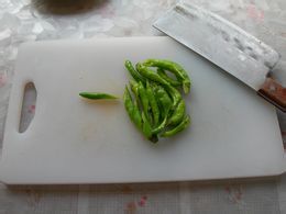 小银鱼炒辣椒