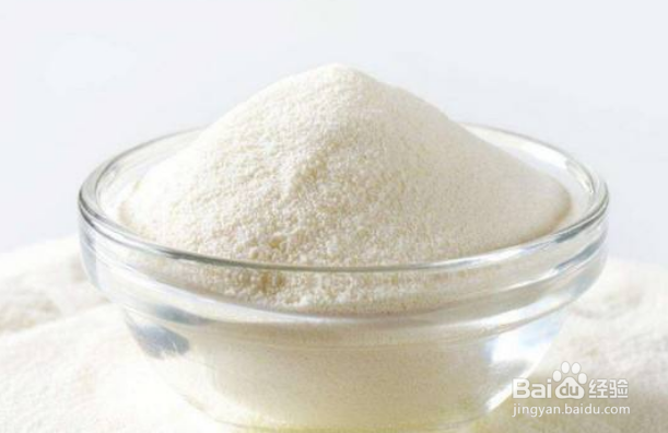 小孩不吃奶粉只吃母乳怎么办