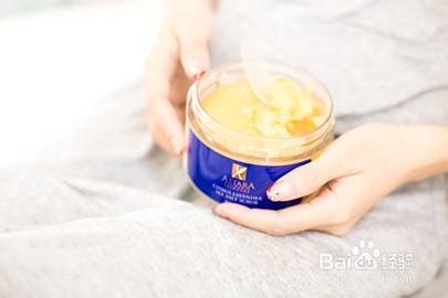 活色生香梳子开班 简单“妆”美腻三亚