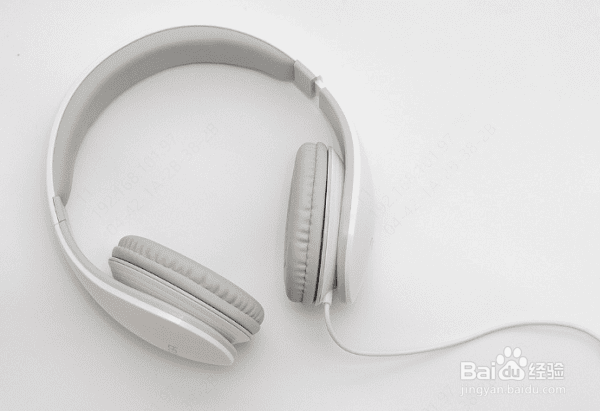 电脑机箱前面板的耳机插孔不能用怎么办