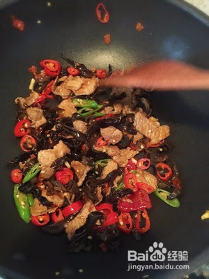超下饭的木耳炒肉