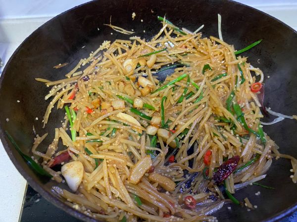 小米油渣土豆丝