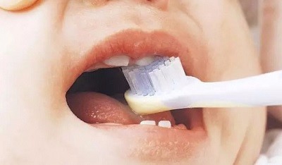 妈妈该如何帮助宝宝预防蛀牙？