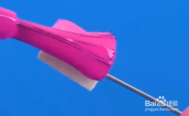 如何给芭比娃娃制作洗发水和指甲油