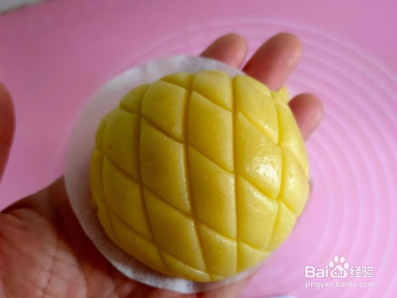 豆沙馅菠萝包的做法