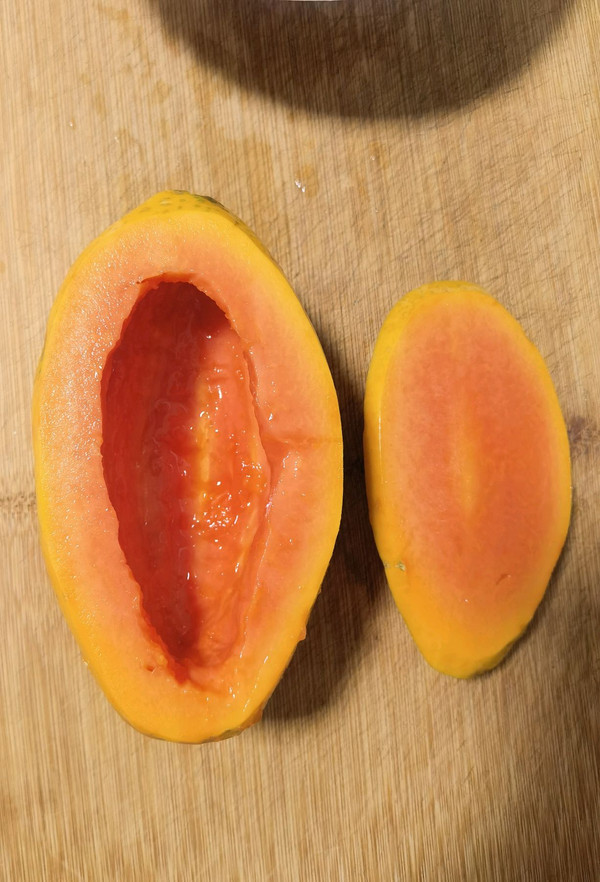 木瓜牛奶炖桃胶